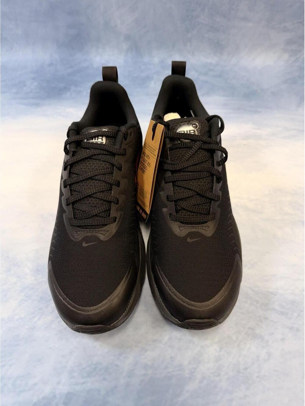 Nike Air Max Nuaxis Sneakers Shoes Black/Red/ FD4329-010 Size 10.5 Men 12 Women - Picture 4 of 16